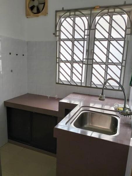2-storey Terraced House for Sale in Taman Merdeka Jaya (Batu Berendam) - Ys Ng - Kitchen - PropertyGuru.com.my