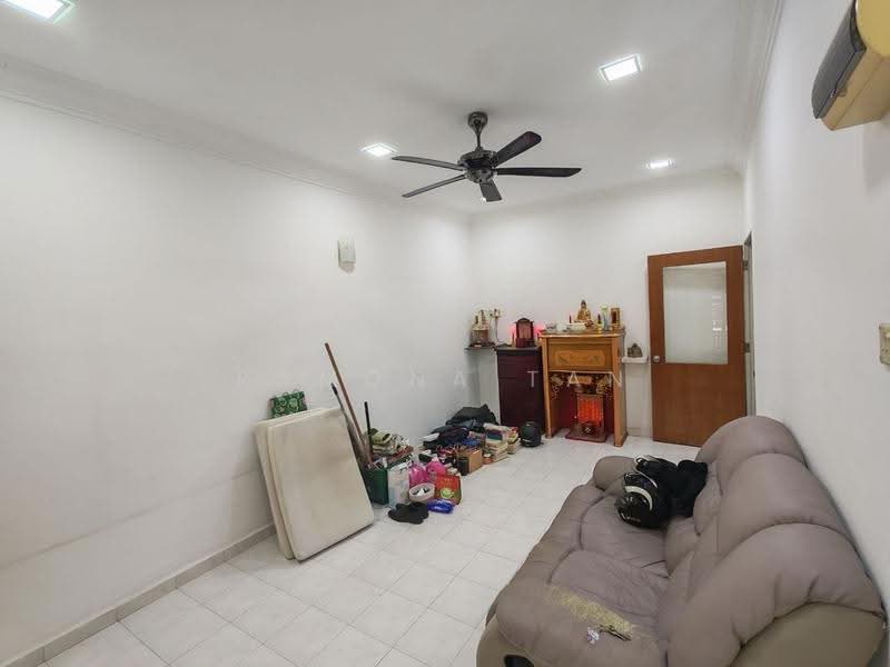 Rumah Teres 1-Tingkat untuk Dijual di Taman Malim Jaya (Bachang) - Ramona Tan - Living Room - PropertyGuru.com.my