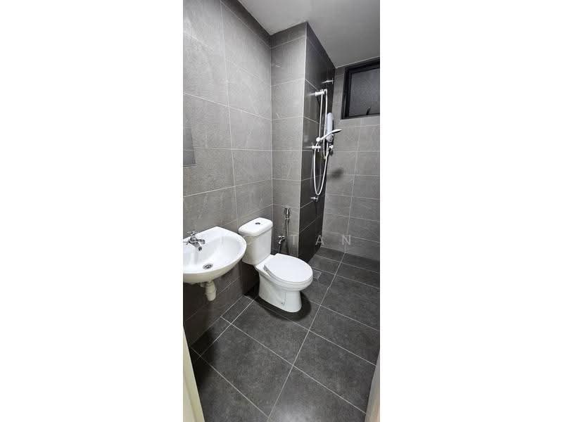Service Residence for Rent at Majestic Maxim - Nic Tan - Bathroom - PropertyGuru.com.my