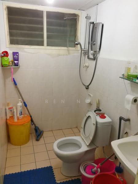 Apartment for Sale at Vista Saujana - Ben Ng - Bathroom - PropertyGuru.com.my