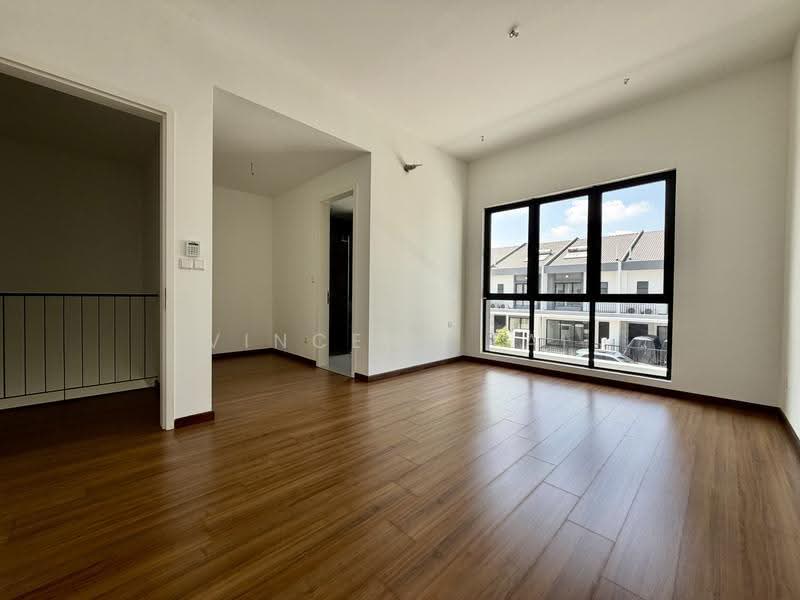 2-storey Terraced House for Sale in 16 Sierra (Puchong) - Vincent Tai - Living Room - PropertyGuru.com.my