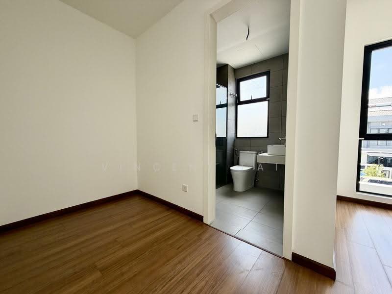 2-storey Terraced House for Sale in 16 Sierra (Puchong) - Vincent Tai - Bathroom - PropertyGuru.com.my