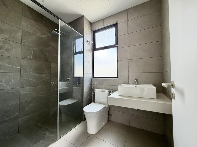 2-storey Terraced House for Sale in 16 Sierra (Puchong) - Vincent Tai - Bathroom - PropertyGuru.com.my
