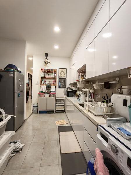 2-storey Terraced House for Sale in Bandar Indahpura (Kulai) - Henry Pang - Kitchen - PropertyGuru.com.my