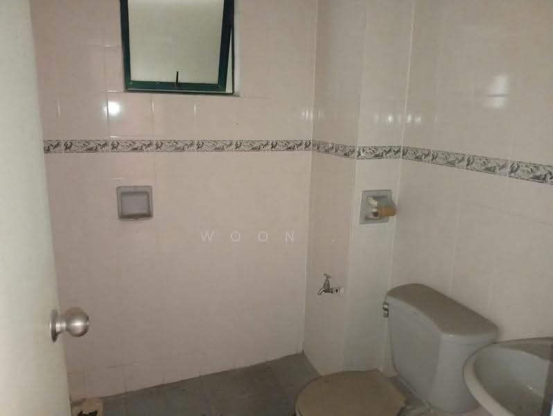 Condominium for Sale at Casa Lago - Woon . - Bathroom - PropertyGuru.com.my