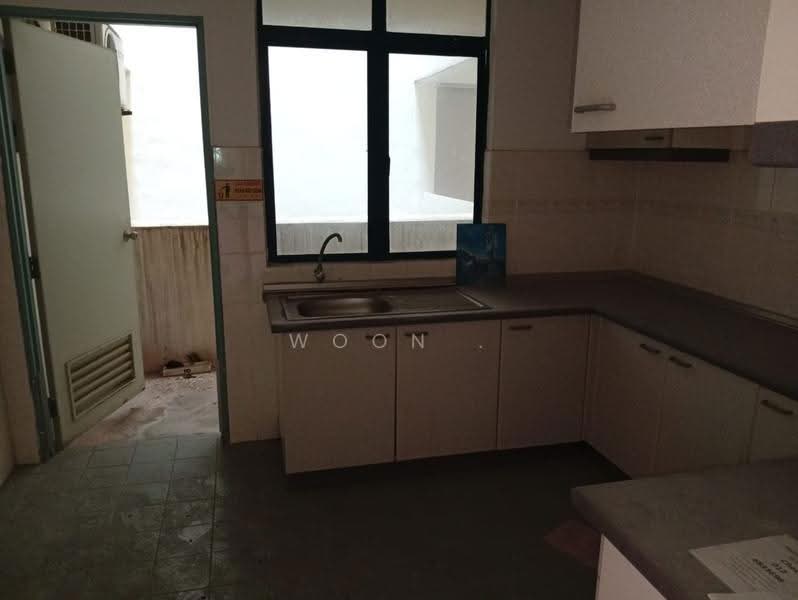 Condominium for Sale at Casa Lago - Woon . - Kitchen - PropertyGuru.com.my