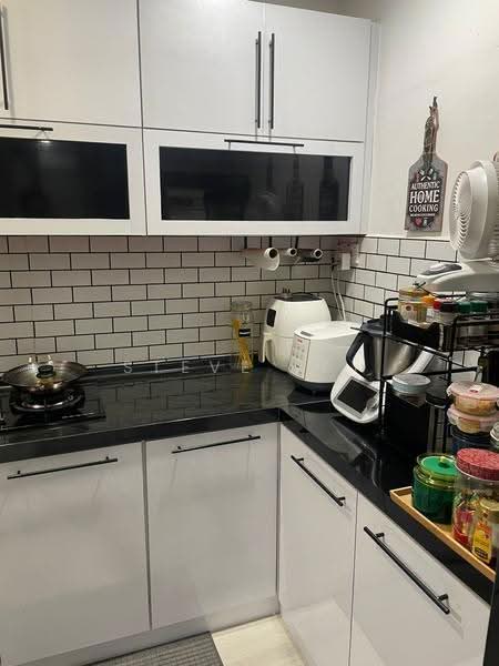 Pangsapuri untuk Dijual di Impian Senibong Apartment - Steve Tey - Kitchen - PropertyGuru.com.my