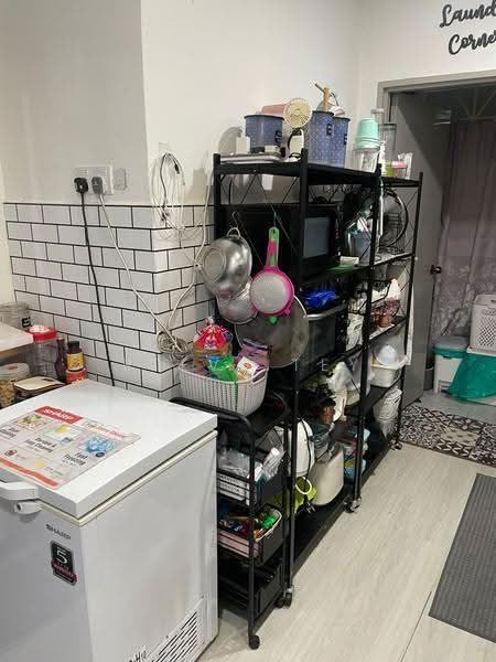 Pangsapuri untuk Dijual di Impian Senibong Apartment - Steve Tey - Kitchen - PropertyGuru.com.my
