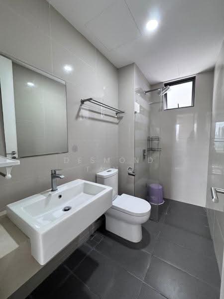 Service Residence for Sale at United Point (Residensi Berpadu) - Desmond Tang - Bathroom - PropertyGuru.com.my