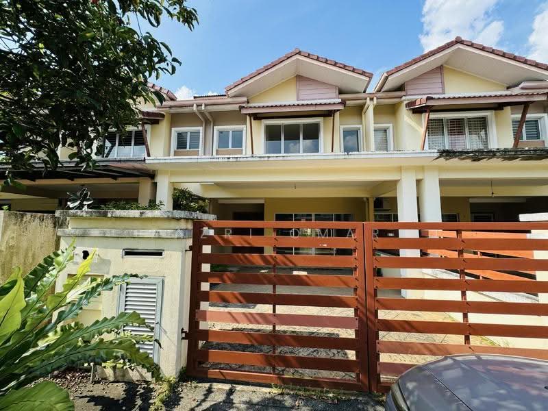 2-storey Terraced House for Sale in Denai Alam (Shah Alam) - Fazri Omar - Exterior - PropertyGuru.com.my