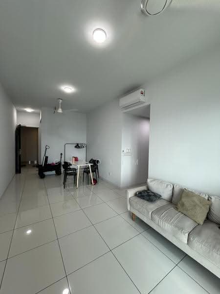 Kondominium untuk Disewa di The Valley Residences @ SkySierra - ChaoLim . - Living Room - PropertyGuru.com.my