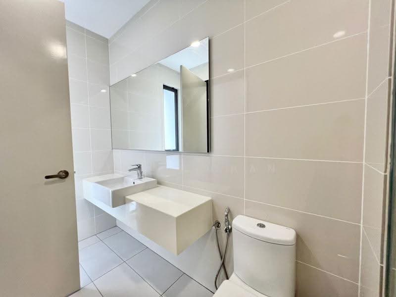 Rumah Teres untuk Disewa di Iskandar Puteri (Nusajaya) (Johor) - Elroy Chan - Bathroom - PropertyGuru.com.my