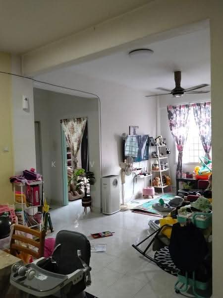 Apartment for Sale at The Oasis Apartment - kelvin Sii - Living Room - PropertyGuru.com.my
