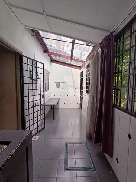 Rumah Teres untuk Dijual di Bukit Rahman Putra (Sungai Buloh) - Amir Fauzi - PropertyGuru.com.my