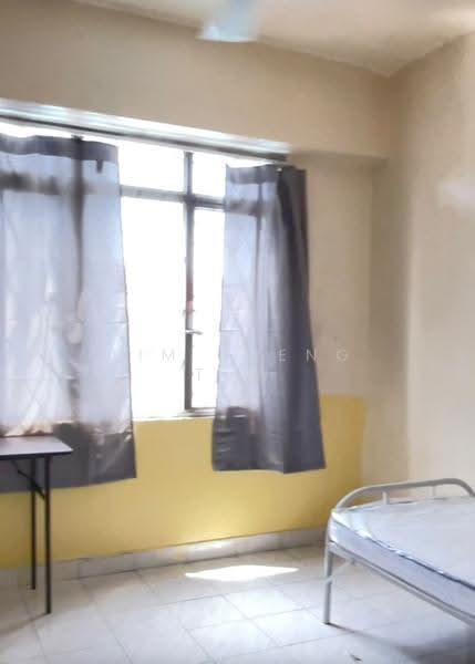 Condominium for Sale at Kelana Puteri - Lim Cheng Tow - Bedroom - PropertyGuru.com.my