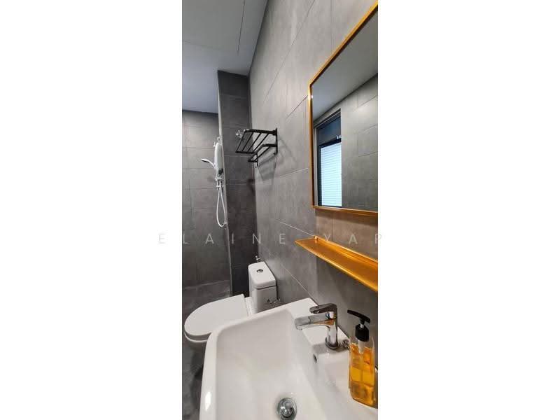 Kediaman Servis untuk Dijual di Neu Suites - Elaine Yap - Bathroom - PropertyGuru.com.my