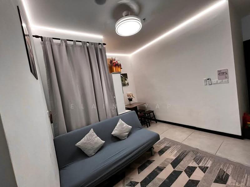 Kediaman Servis untuk Dijual di Neu Suites - Elaine Yap - Living Room - PropertyGuru.com.my