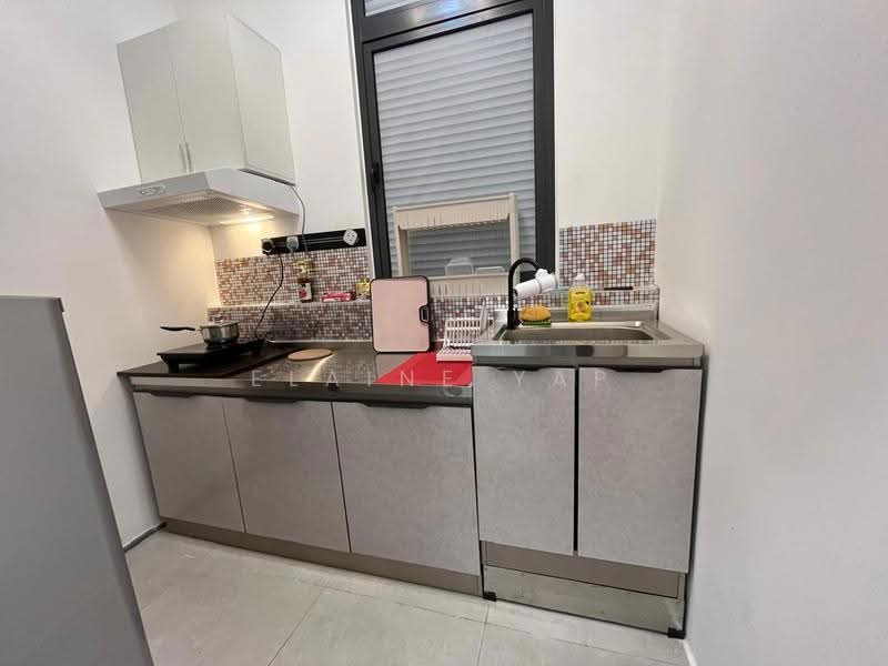 Kediaman Servis untuk Dijual di Neu Suites - Elaine Yap - Kitchen - PropertyGuru.com.my