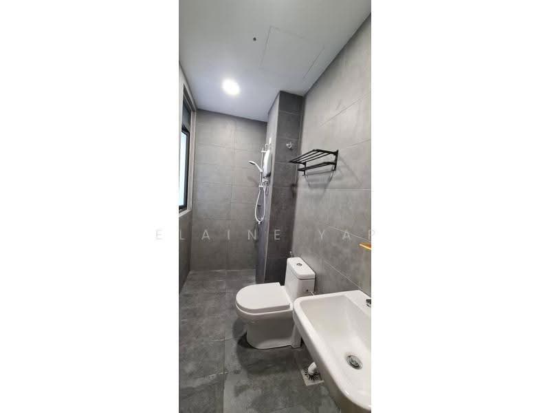 Kediaman Servis untuk Dijual di Neu Suites - Elaine Yap - Bathroom - PropertyGuru.com.my