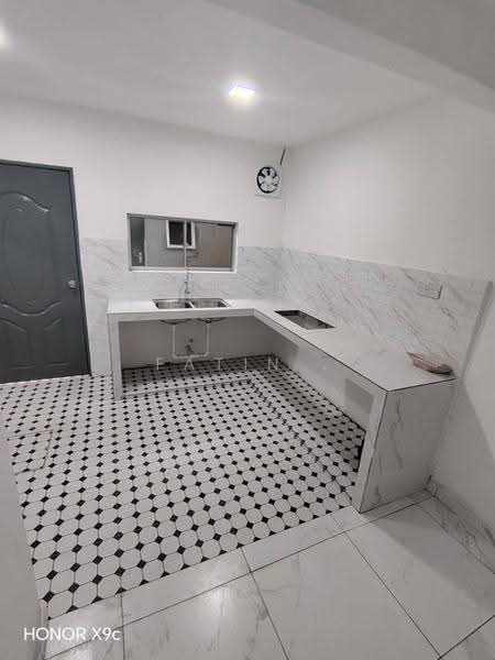 Rumah Teres 1.5-Tingkat untuk Dijual di Ipoh (Perak) - Fatin . - Kitchen - PropertyGuru.com.my