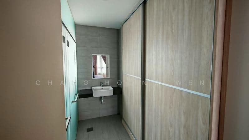 Kediaman Servis untuk Dijual di The Pano - Chang Hoong Wen - Bathroom - PropertyGuru.com.my