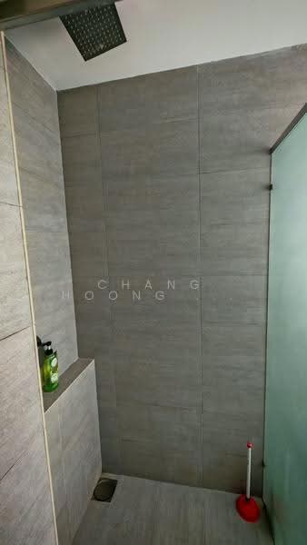 Kediaman Servis untuk Dijual di The Pano - Chang Hoong Wen - Bathroom - PropertyGuru.com.my
