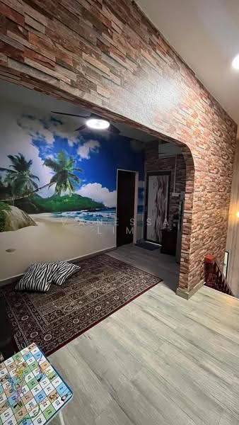2-storey Terraced House for Sale in Taman Bukit Kempas (Tampoi) - Vanessa Lim - Corridor - PropertyGuru.com.my