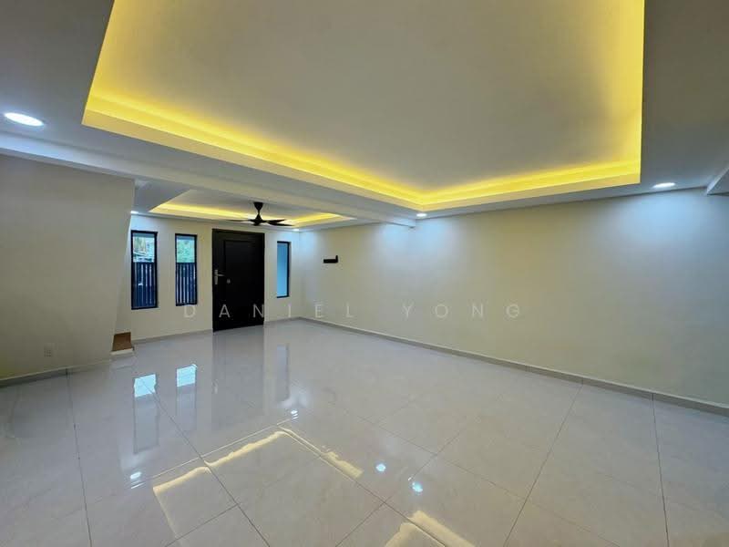 Rumah Teres 2-Tingkat untuk Dijual di Taman Plentong Baru (Masai) - Daniel Yong - PropertyGuru.com.my