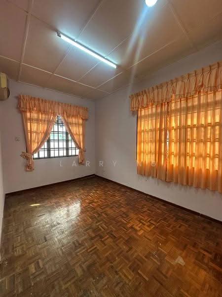 Semi-Detached House for Rent in Taman Perling (Perling) - Larry Ng - Interior - PropertyGuru.com.my