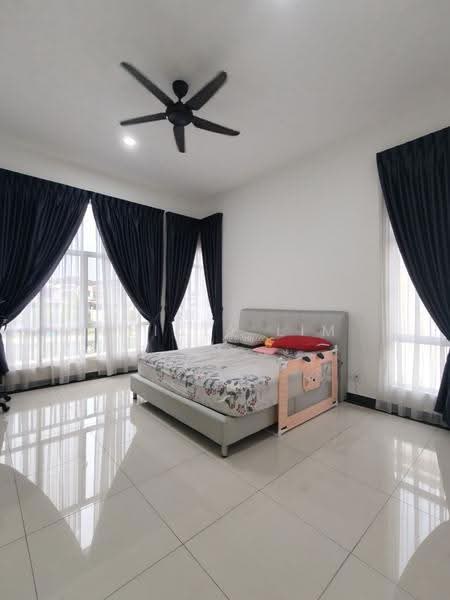 Apartment for Sale at Setia Tropika - Alicia Lim - Bedroom - PropertyGuru.com.my