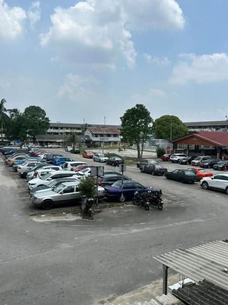 Flat for Sale at Flat Taman Ungku Tun Aminah - Winson Tan - Exterior - PropertyGuru.com.my