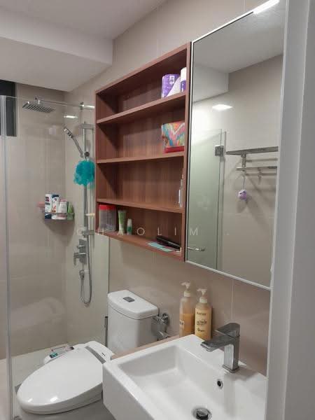 Service Residence for Sale at United Point (Residensi Berpadu) - ChaoLim . - Bathroom - PropertyGuru.com.my