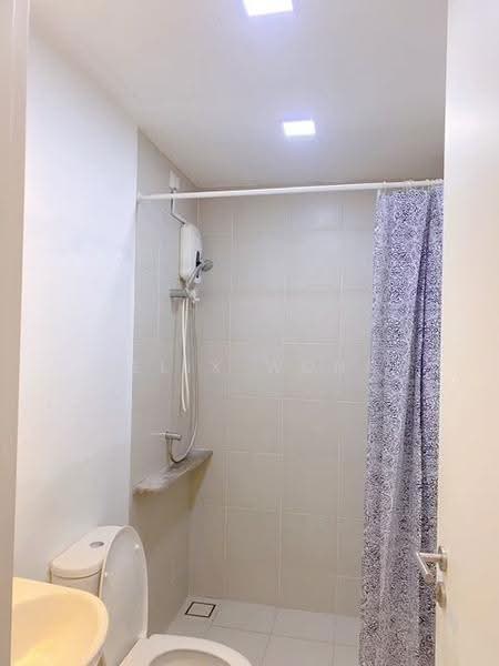 Kondominium untuk Disewa di Windows on The Park - Felix Wong - Bathroom - PropertyGuru.com.my
