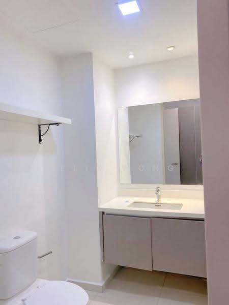 Kondominium untuk Disewa di Windows on The Park - Felix Wong - Bathroom - PropertyGuru.com.my