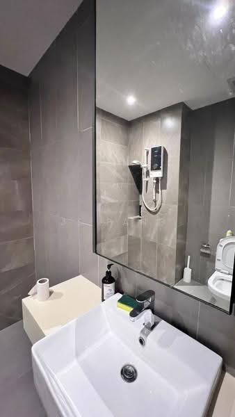 Service Residence for Sale at Mossaz @ Empire City - JS PANG - Bathroom - PropertyGuru.com.my