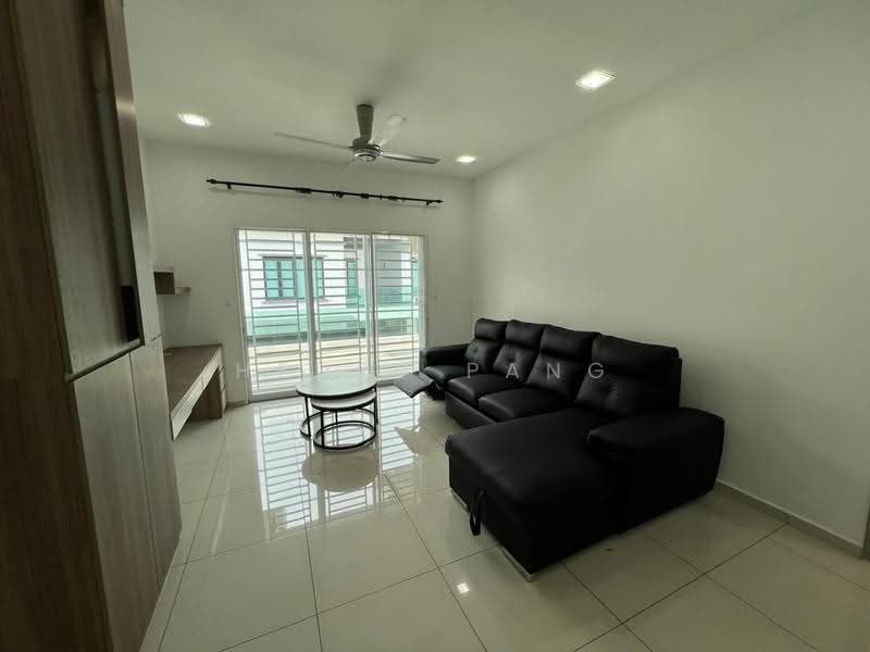 Link Bungalow for Rent in Bandar Putra Kulai (Kulai) - Henry Pang - Living Room - PropertyGuru.com.my