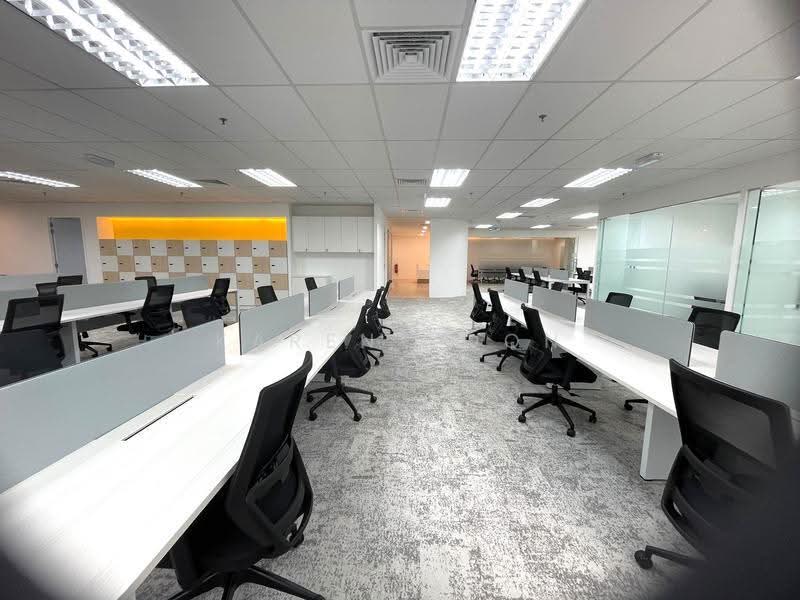 Pejabat untuk Disewa di KLCC (KL City Centre) - Karen Yoon - workstation - PropertyGuru.com.my