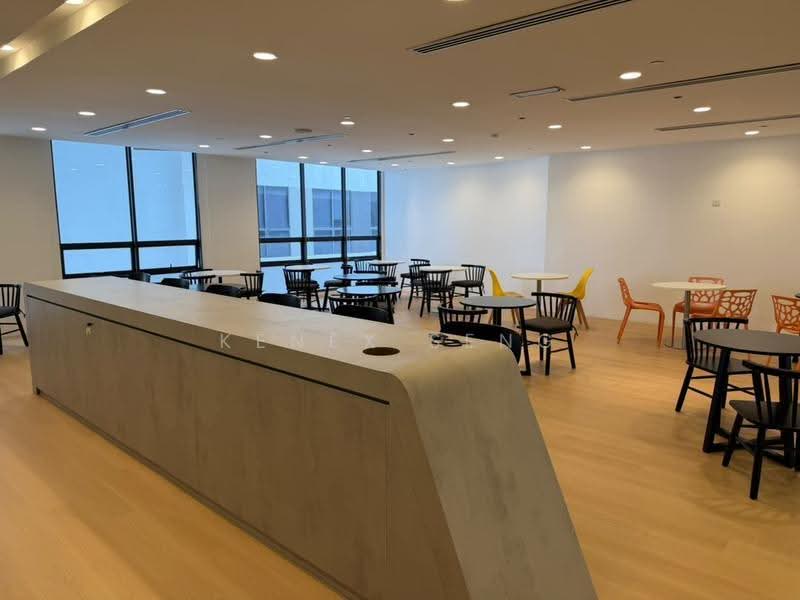 Pejabat untuk Disewa di Seksyen 13 (Petaling Jaya) - Kenex Seng - Living Room - PropertyGuru.com.my