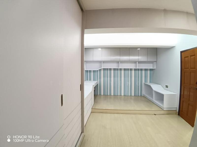 2.5-storey Terraced House for Rent in Bandar Bukit Tinggi (Klang) - Teresa Teng - Study - PropertyGuru.com.my
