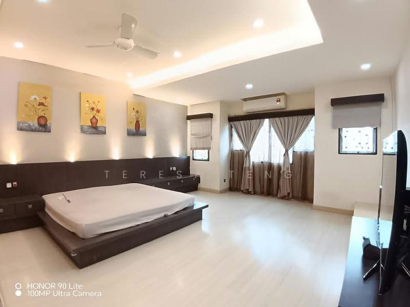 2.5-storey Terraced House for Rent in Bandar Bukit Tinggi (Klang) - Teresa Teng - Bedroom - PropertyGuru.com.my