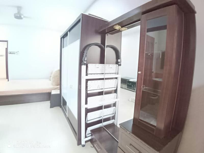 2.5-storey Terraced House for Rent in Bandar Bukit Tinggi (Klang) - Teresa Teng - Bedroom - PropertyGuru.com.my