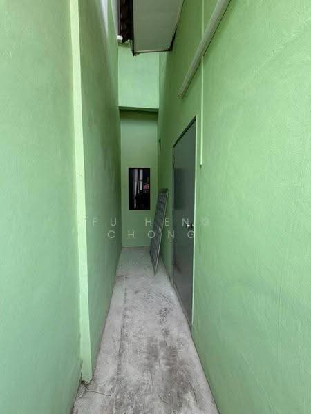 2-storey Terraced House for Sale in Bandar Seri Alam (Masai) - Fu Heng Chong - Corridor - PropertyGuru.com.my