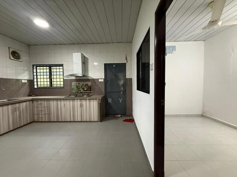 Semi-Detached House for Sale in Sungai Petani (Kedah) - Henry Ng - Kitchen - PropertyGuru.com.my