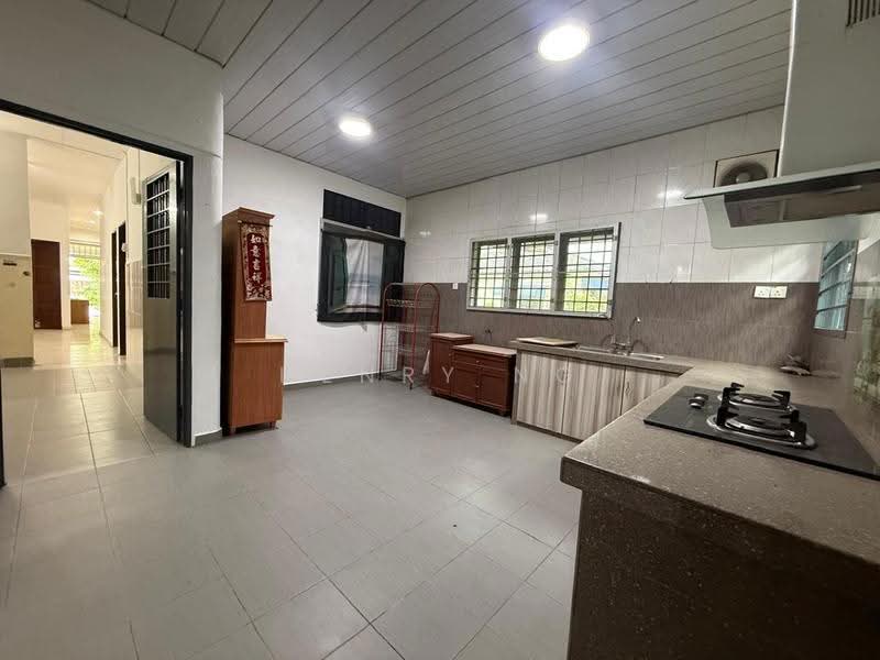 Semi-Detached House for Sale in Sungai Petani (Kedah) - Henry Ng - Kitchen - PropertyGuru.com.my