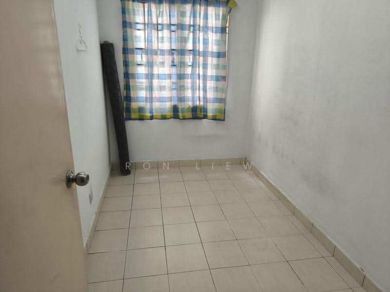 Pangsapuri untuk Disewa di Serdang Villa Apartment - Ron Liew - Interior - PropertyGuru.com.my