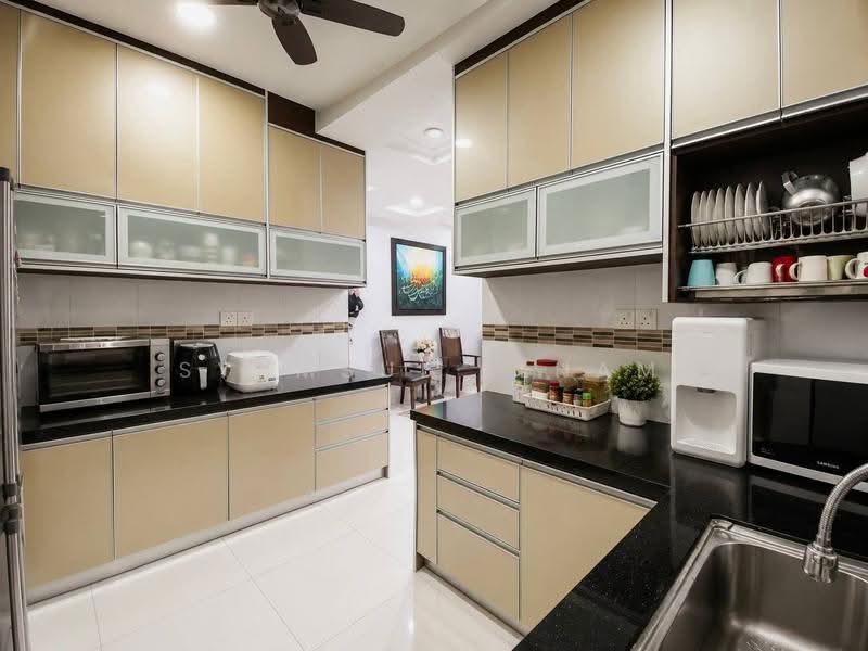 Condominium for Sale at Kristal View - Syamsul Ilham - Kitchen - PropertyGuru.com.my