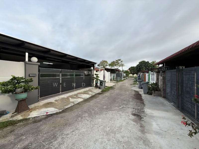 Rumah Teres 1-Tingkat untuk Dijual di Taman Delima (Tebrau) - Wendy Fong - PropertyGuru.com.my