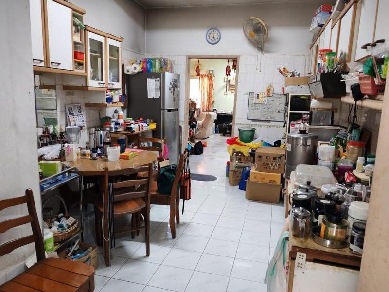 Rumah Teres 2-Tingkat untuk Dijual di Taman Sea (Petaling Jaya) - Rachel Leow - Kitchen - PropertyGuru.com.my