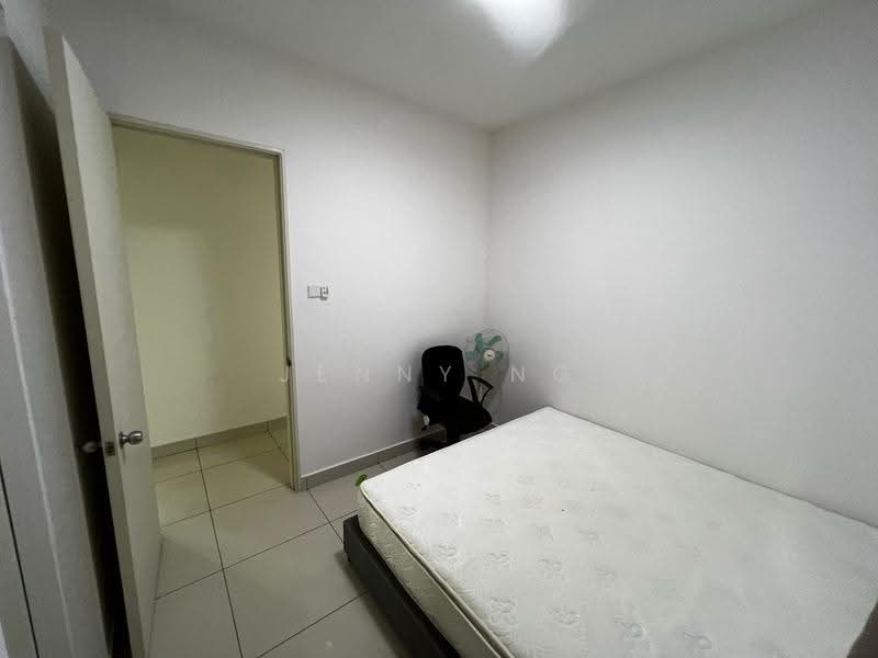 Kondominium untuk Disewa di The Regina - Jenny Ng - Bedroom - PropertyGuru.com.my