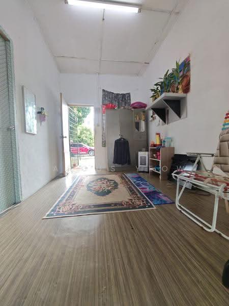 Rumah Teres 1-Tingkat untuk Dijual di Taman Seremban Jaya (Rantau) - Marcus Yeow - Living Room - PropertyGuru.com.my
